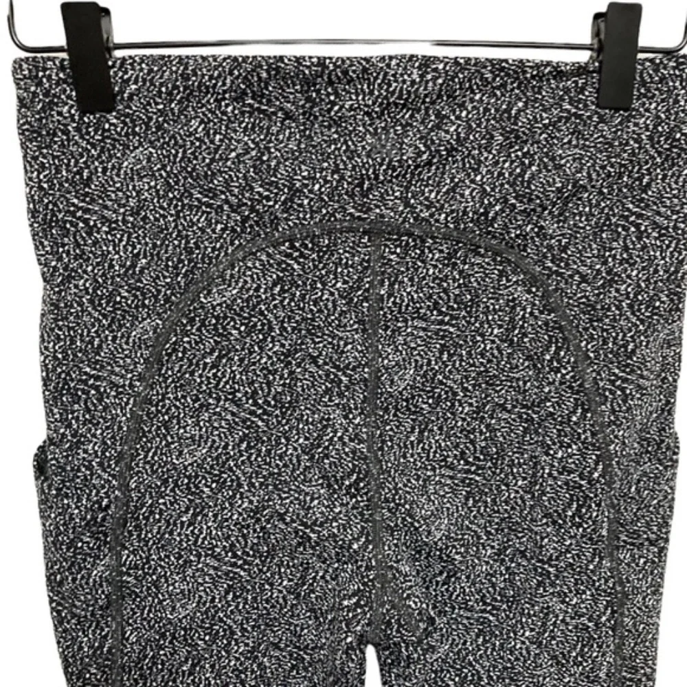 Athleta Ultimate Stash Pocket Textured 7/8 Tight - Picture 7 of 9